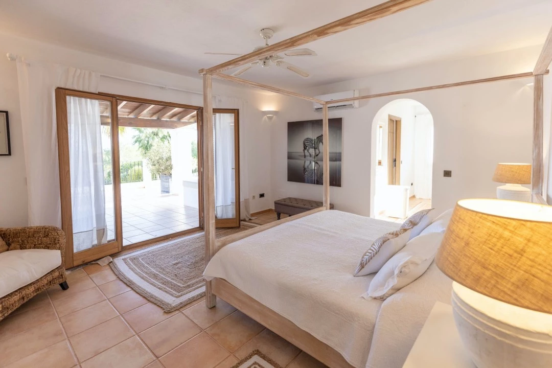 1681214783-Luxury real estate Ibiza to rent villa Blueberry  suites 4.webp